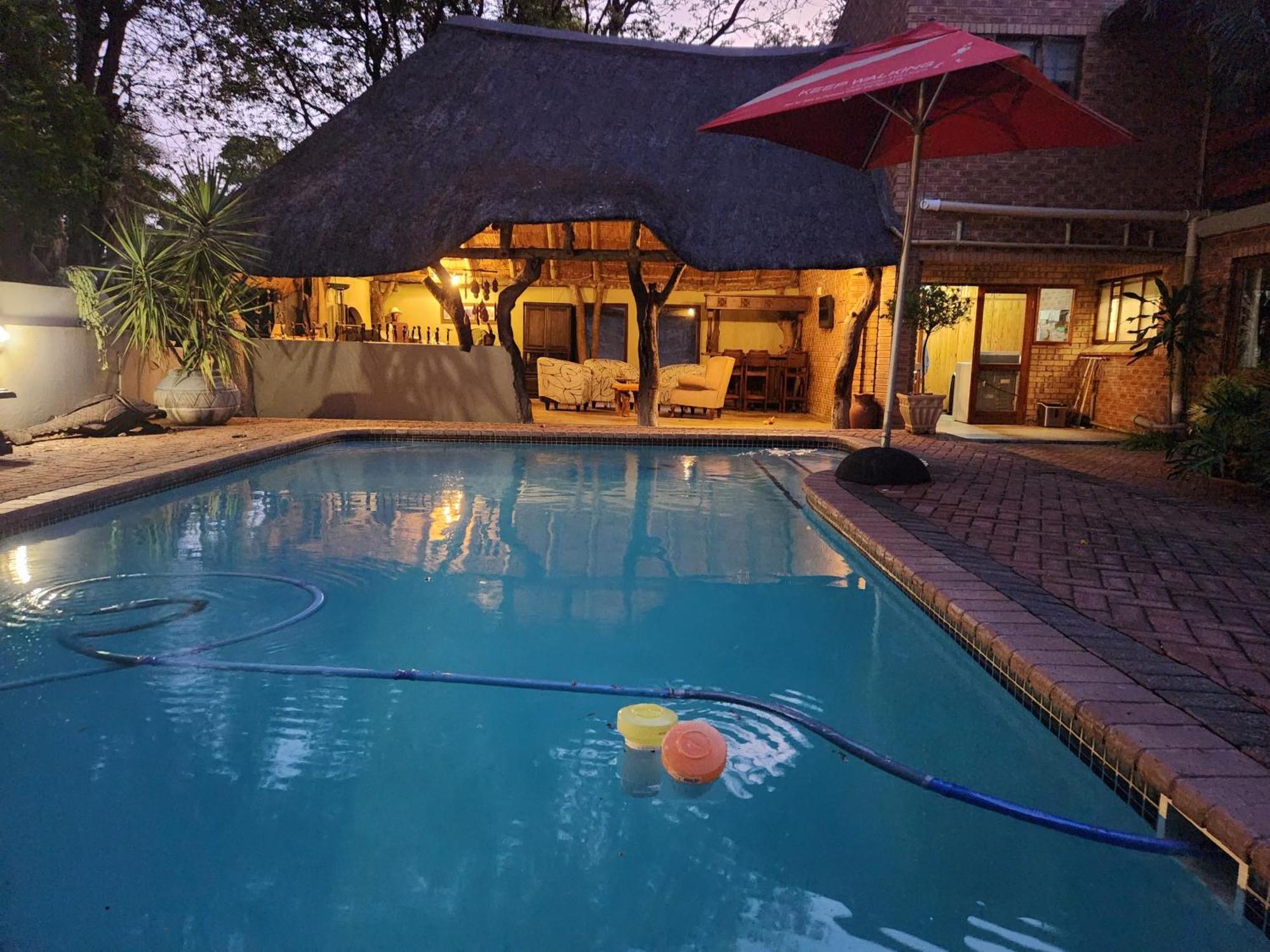 Orange Gecko Cottage พาลาบอร์วา ภายนอก รูปภาพ